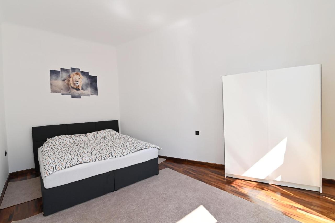 Tyson Apartman Rijeka Apartment Exterior foto