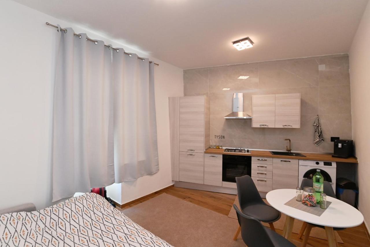 Tyson Apartman Rijeka Apartment Exterior foto
